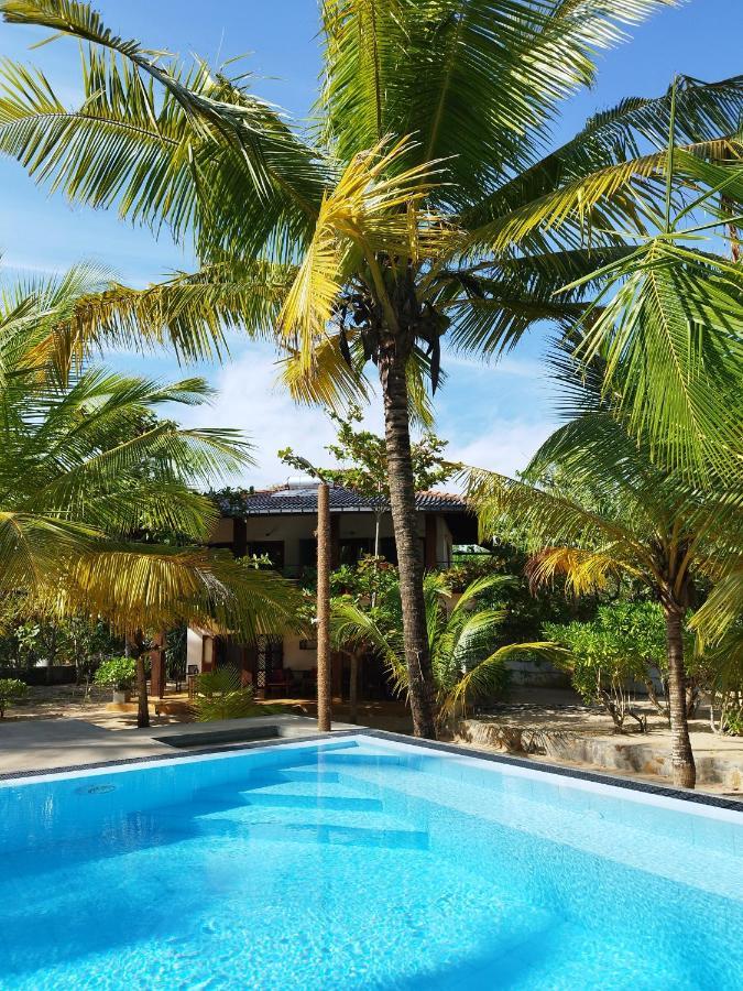 Апартаменты Tropical Garden Тангалла Экстерьер фото