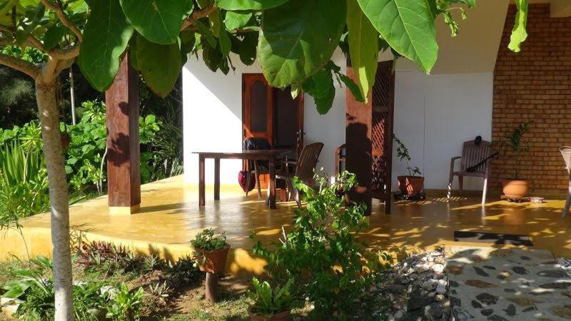 Апартаменты Tropical Garden Тангалла Экстерьер фото